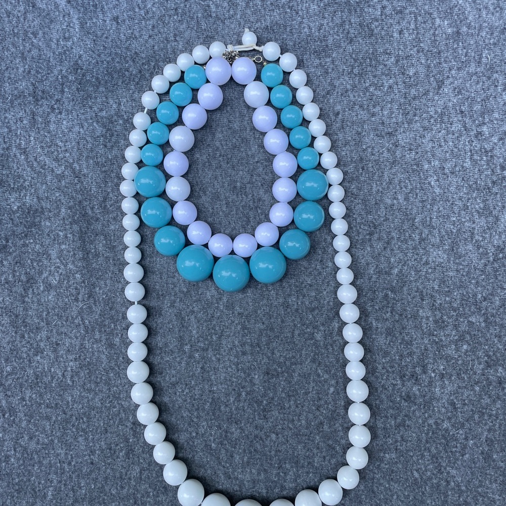 Vintage 90s Bead Necklaces (Set of 3 – Turquoise & White, Layer-Ready)